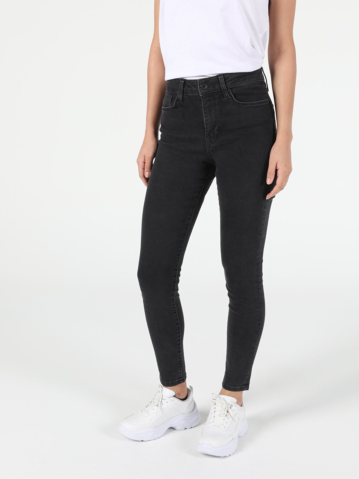 

Джинсы женские Colin's CL1040215_q1.V1_DN01839 голубые 28-28, Голубой, CL1040215_q1.V1_DN01839