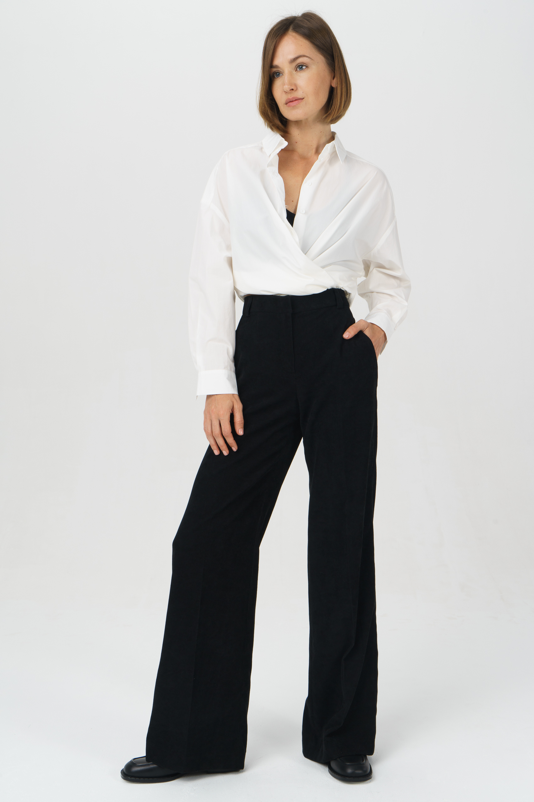

Брюки женские Ennergiia AW23-V06 черные 48 RU, AW23-V06