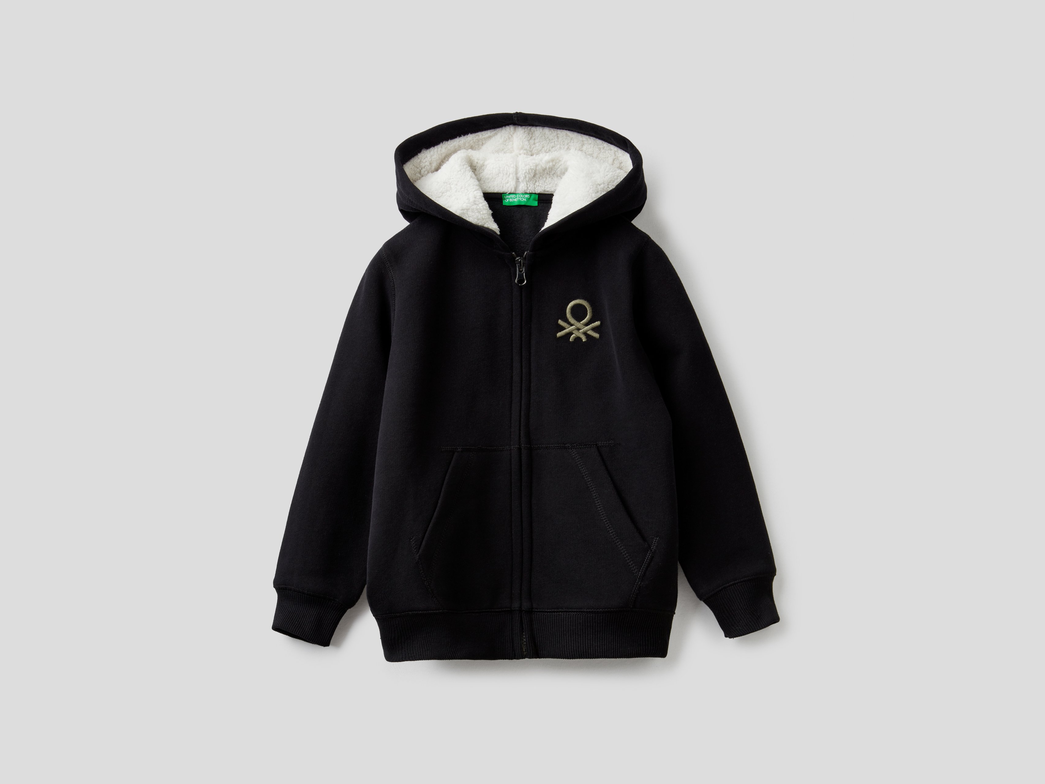 

Толстовка для мальчиков Benetton цв. черный р.116, 21A_3EB5C5829