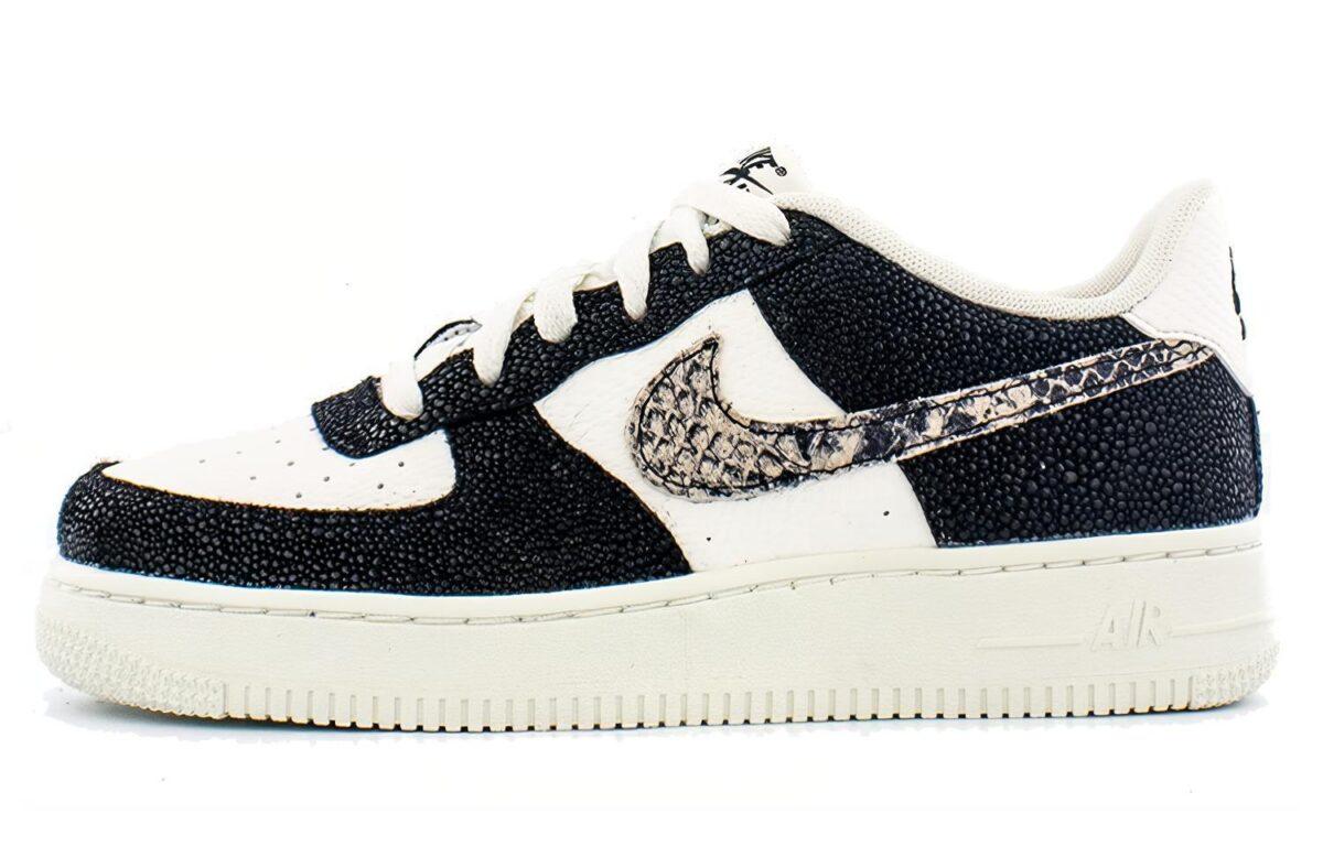 

Кеды унисекс Nike Air Force 1 черные 40 EU, Черный, Air Force 1