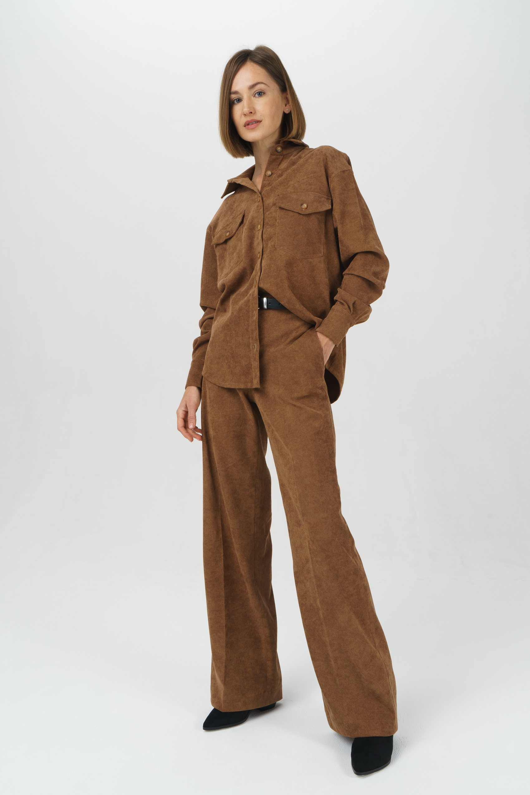 

Рубашка женская Ennergiia AW23-V02 коричневая 46 RU, AW23-V02