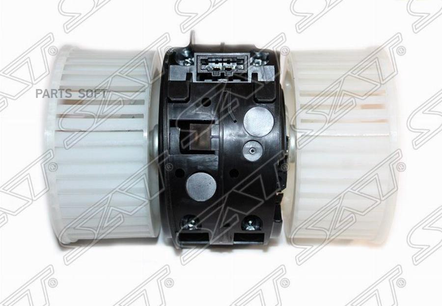 

SAT ST-272108241R Мотор отопителя салона RENAULT MEGANE III 08- 1шт