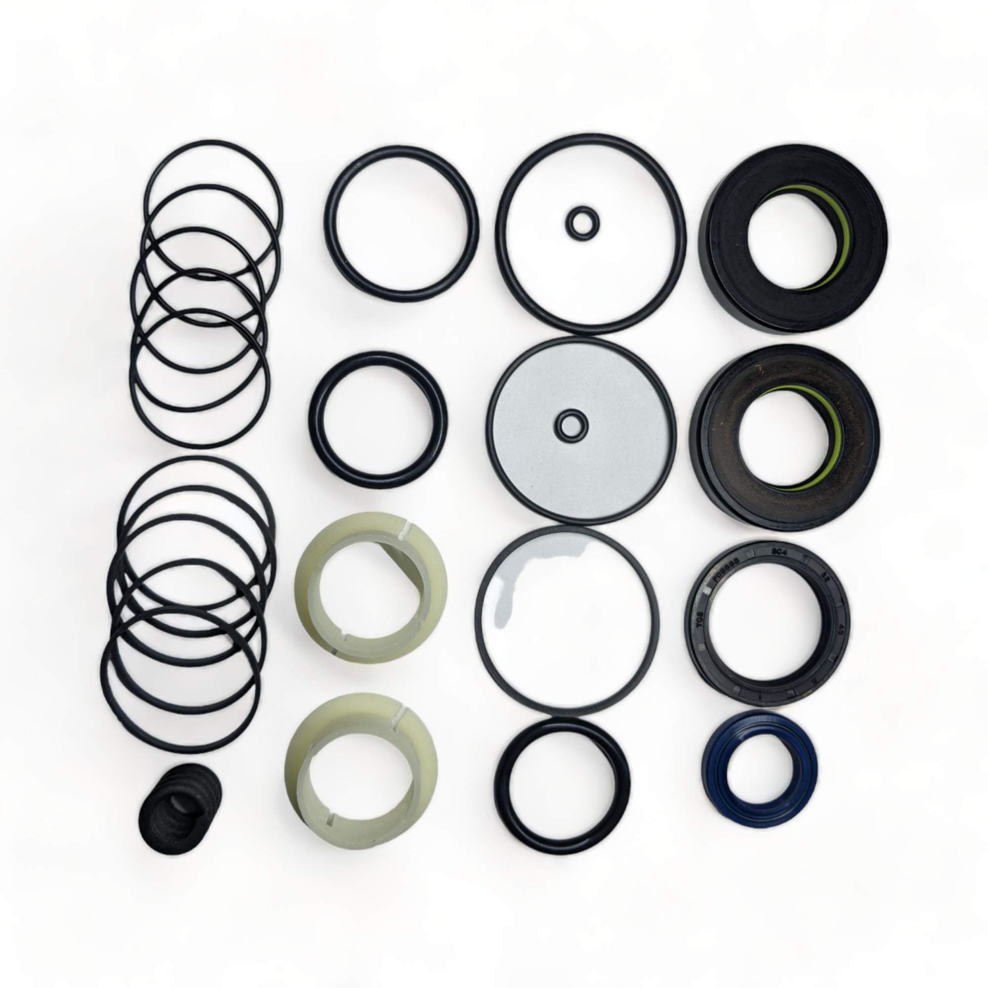 

Ремкомплект рулевой рейки Emmetec AU9023KIT с ГУР AUDI A4 07-,A4 08-,A5 (8T3) 07-, AU9023KIT