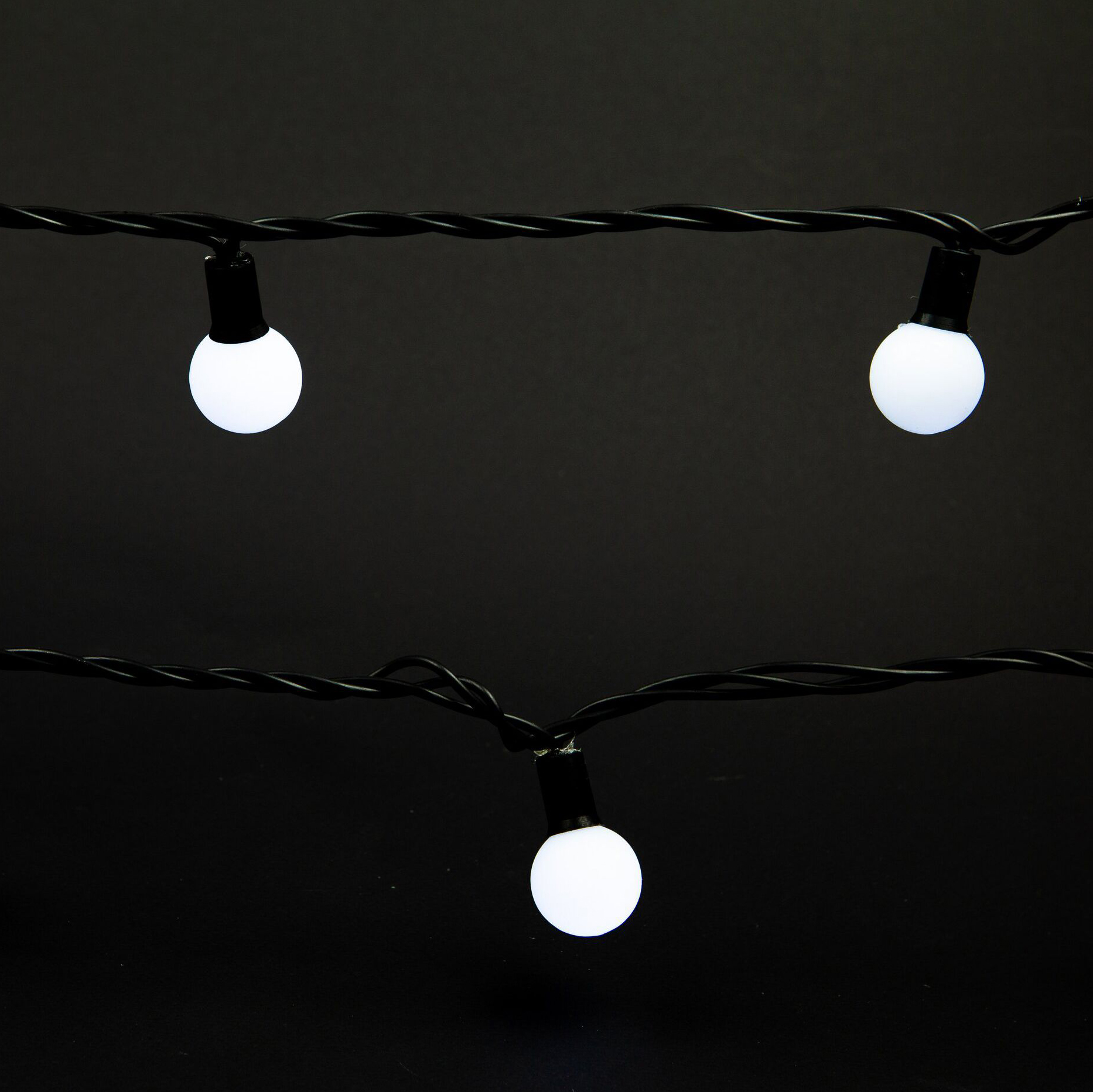 

Гирлянда с насадками Шарики 70 LED белая 10 м