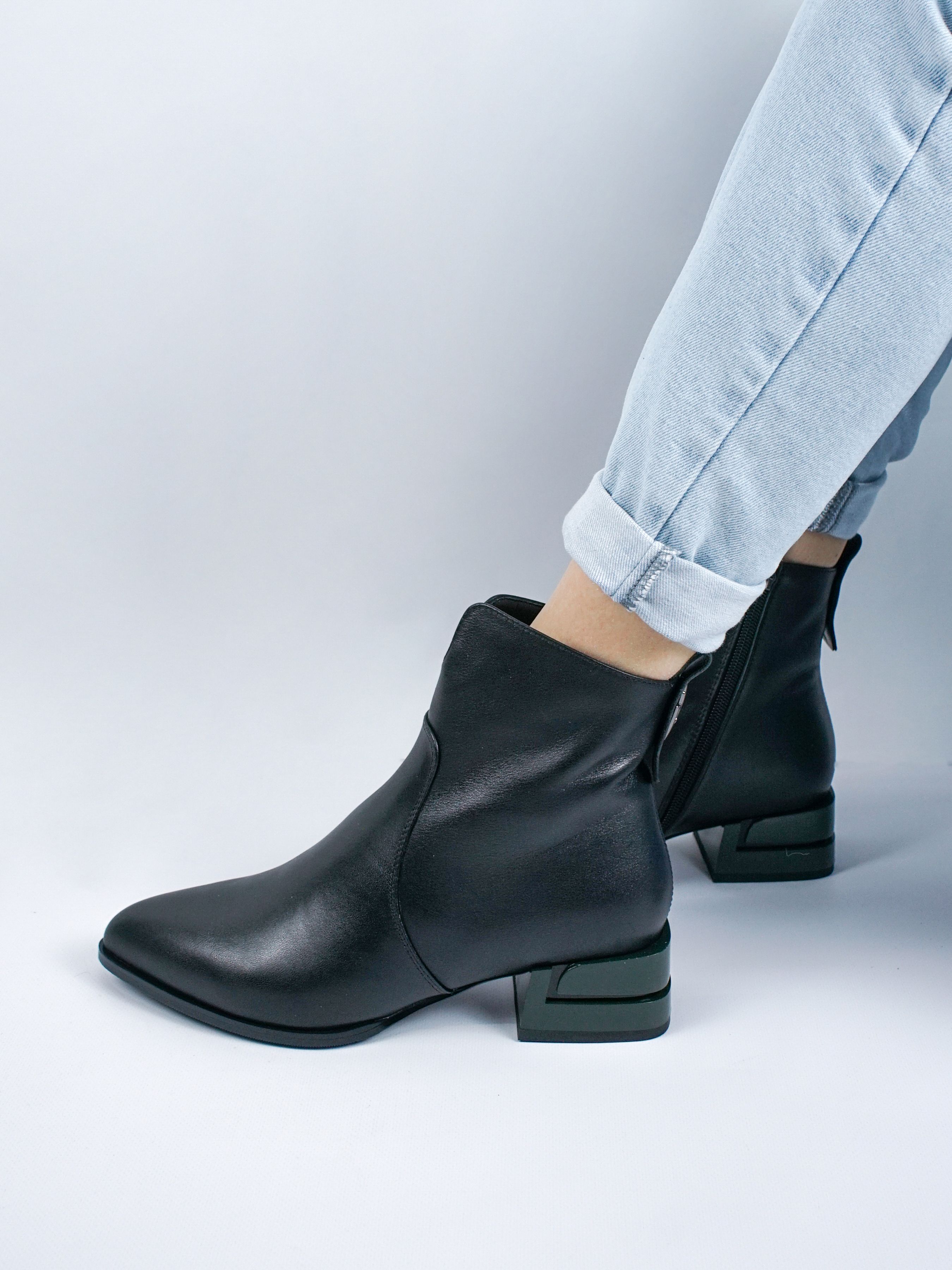

Ботильоны женские 365 Shoes V135-H370-1 черные 36 RU, Черный, V135-H370-1