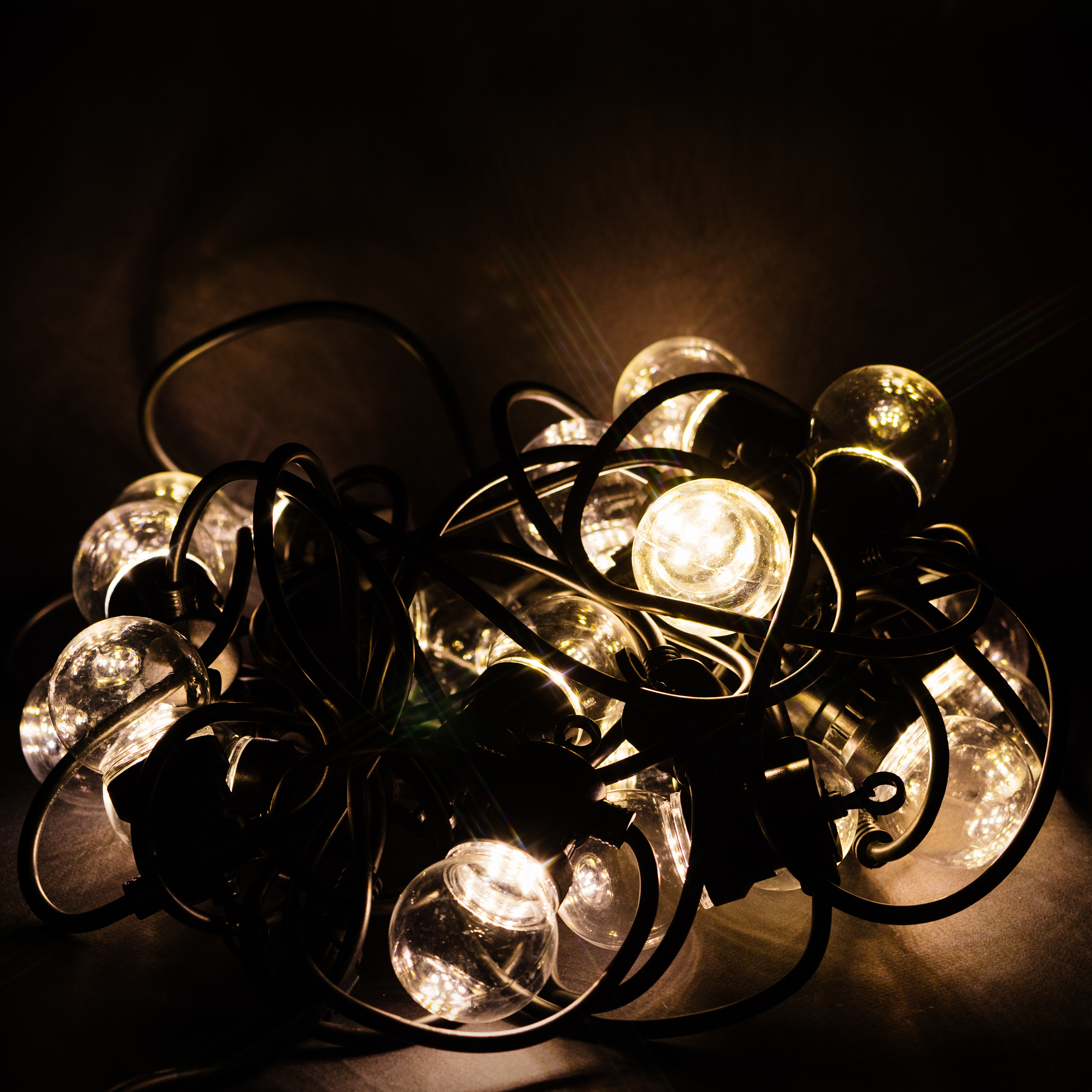 

Гирлянда лампочки SH LIGHTS 100 LED теплый белый 9,5 м