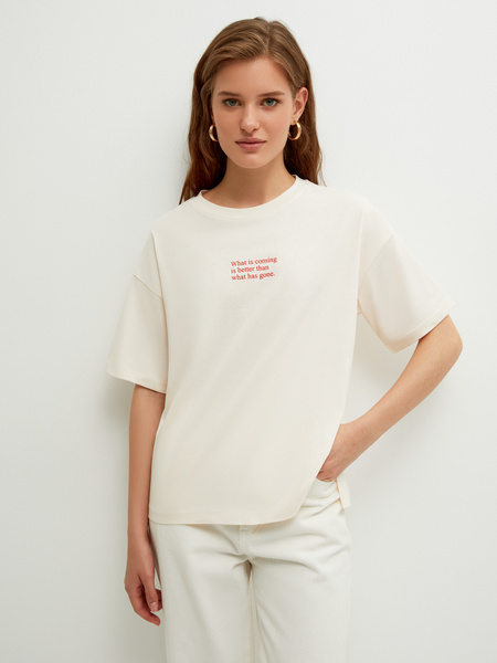 

Футболка женская ZARINA 2265547454-3 белая XL, 2265547454-3
