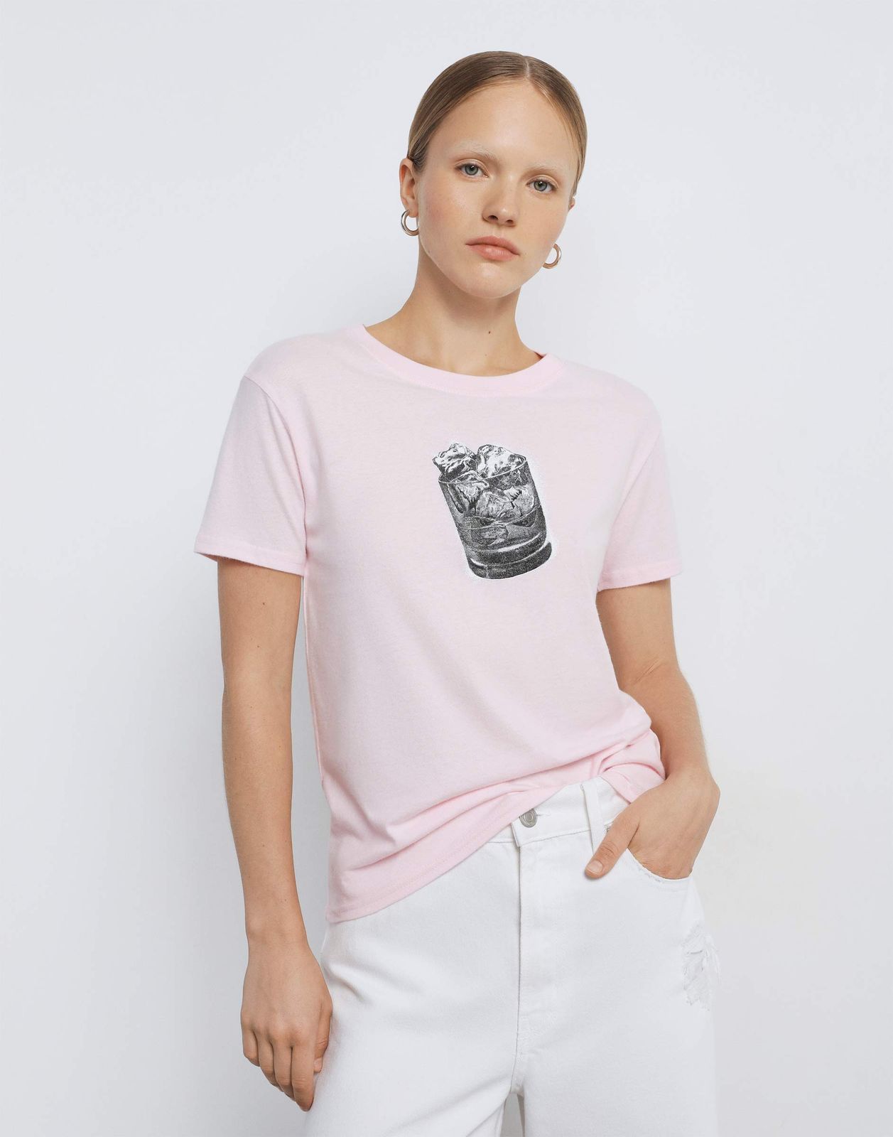 

Футболка женская Gloria Jeans GKT024913 светло-розовый M/164, GKT024913