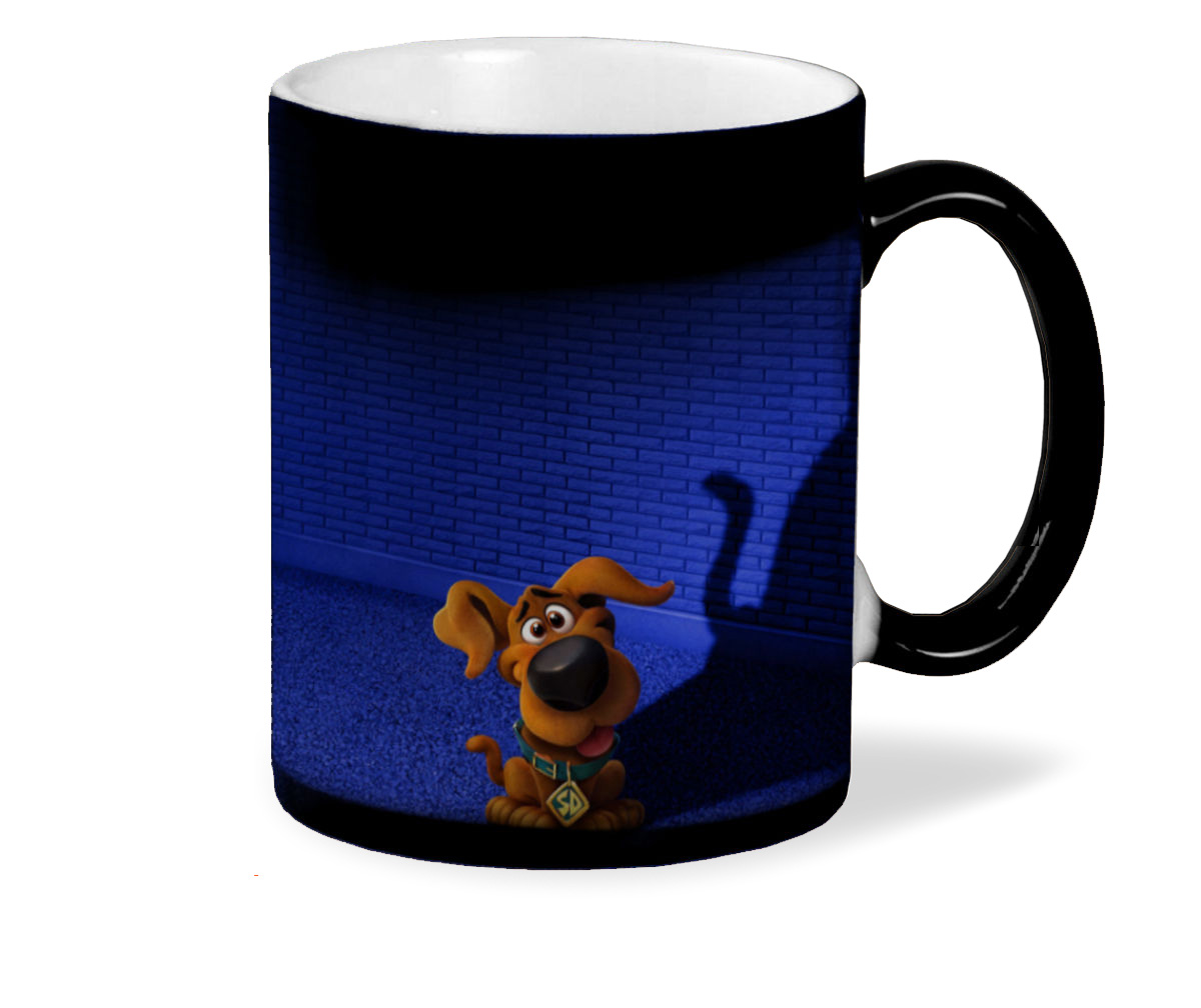 

Кружка хамелеон черный CoolPodarok Скуби Ду Тень на стене