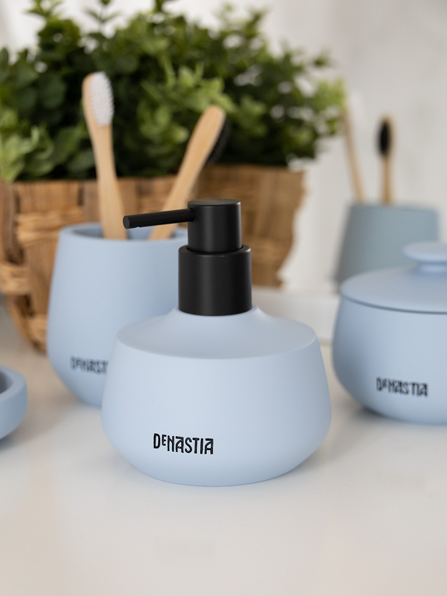 

Дозатор для жидкого мыла SOFT COLLECTION DeNASTIA полирезина голубой X000139, SOFT COLLECTION