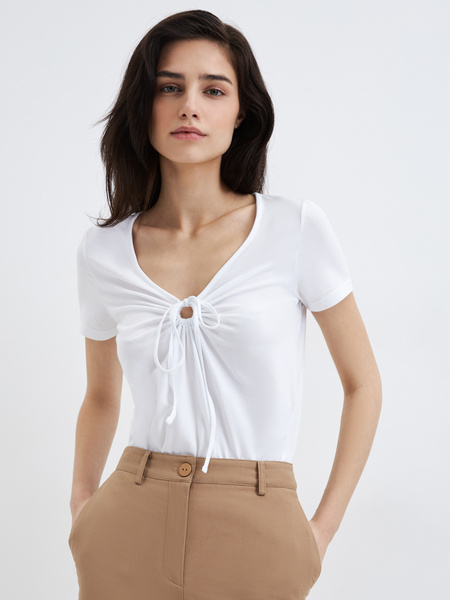 

Футболка женская ZARINA 3226547447 белая 2XS, Белый, 3226547447
