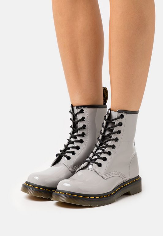 

Ботинки женские Dr. Martens DO211N09T серые 36 EU, Серый, DO211N09T