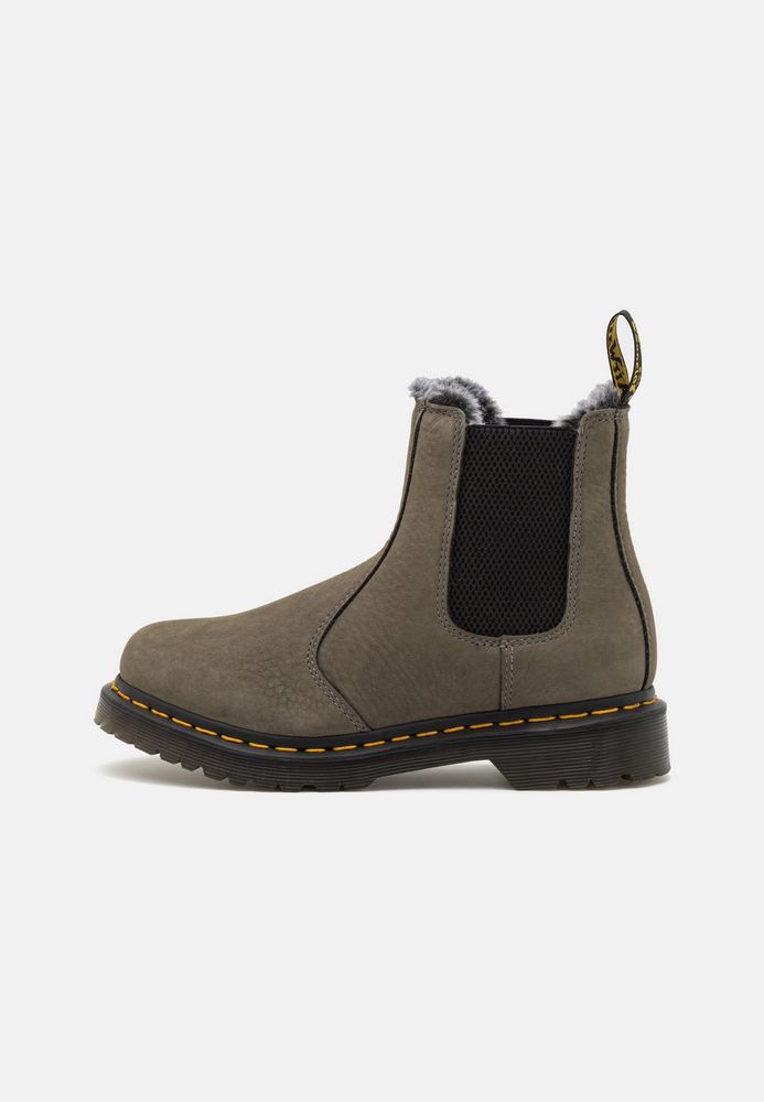 

Ботинки женские Dr. Martens DO211N0BB серые 36 EU, Серый, DO211N0BB