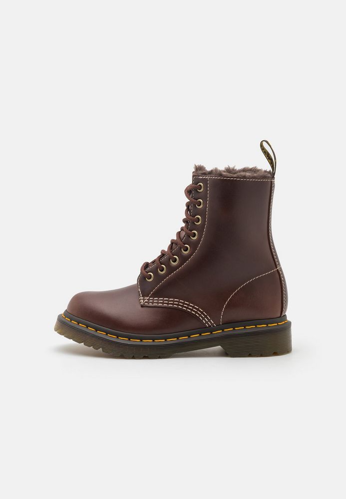 

Ботинки женские Dr. Martens DO211N0BE коричневые 36 EU, Коричневый, DO211N0BE