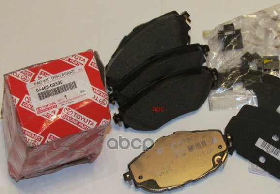 

Тормозные колодки Toyota 04465-02390