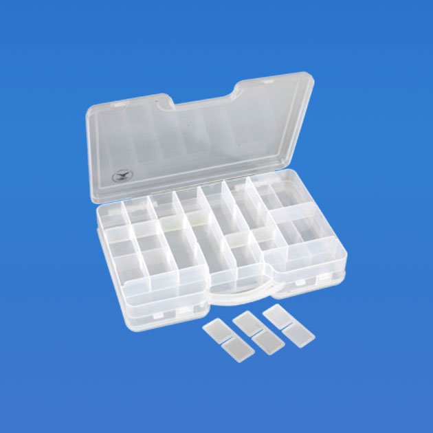 

Бокс рыболова Mikado UAC-C003 29 х 19,5 х 5,9 см, UAC-C003