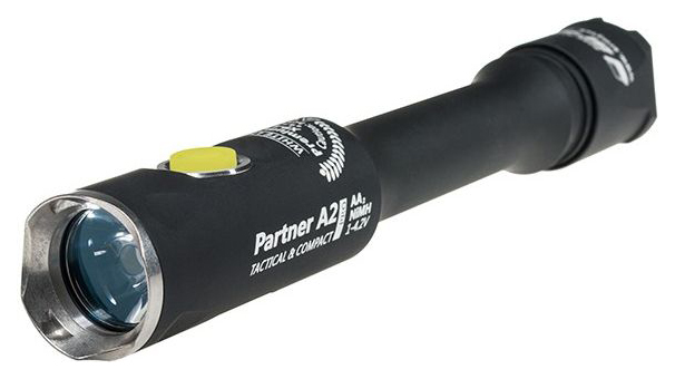 фото Туристический фонарь armytek partner a2 pro (тёплый свет)