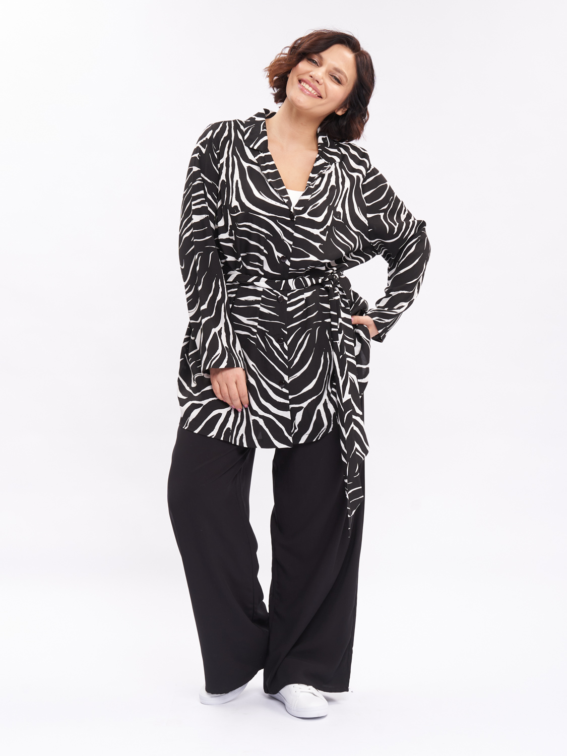 

Костюм женский ARTESSA KO34604 черный 52-54 RU, KO34604