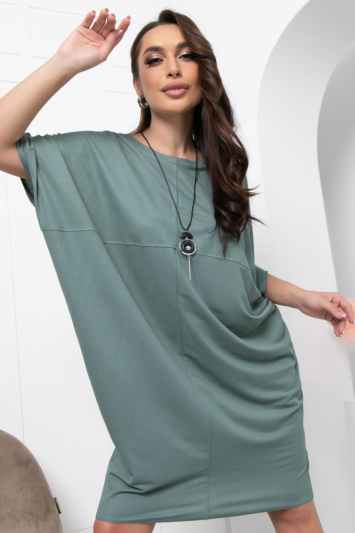 Платье женское LT Collection Кокон зеленое 46 RU