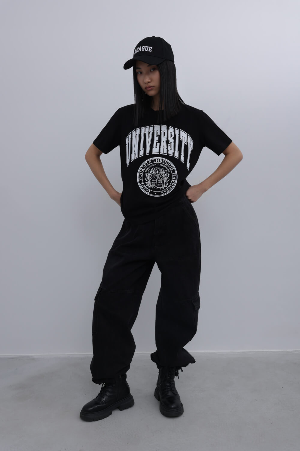 

Футболка женская Incity 1.1.2.23.01.03.01874/999999 черная M, Черный, 1.1.2.23.01.03.01874