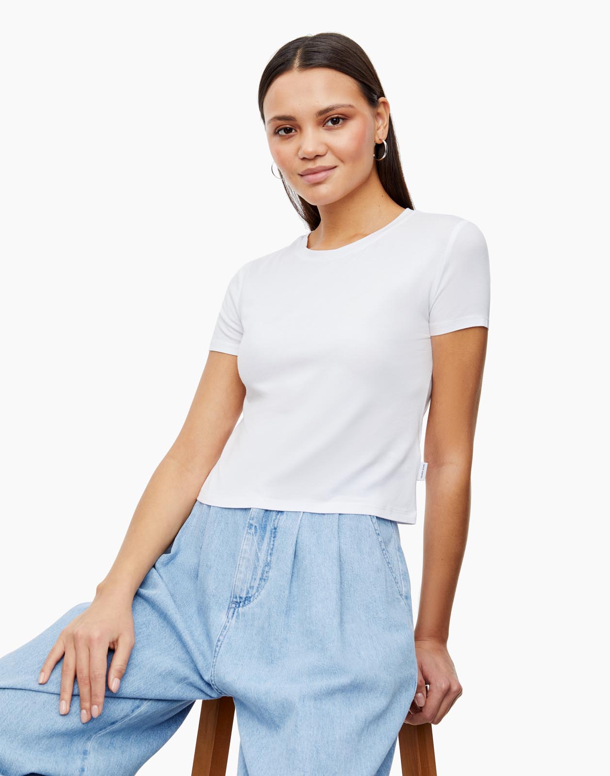 

Футболка женская Gloria Jeans GKT018925 белая M, Белый, GKT018925