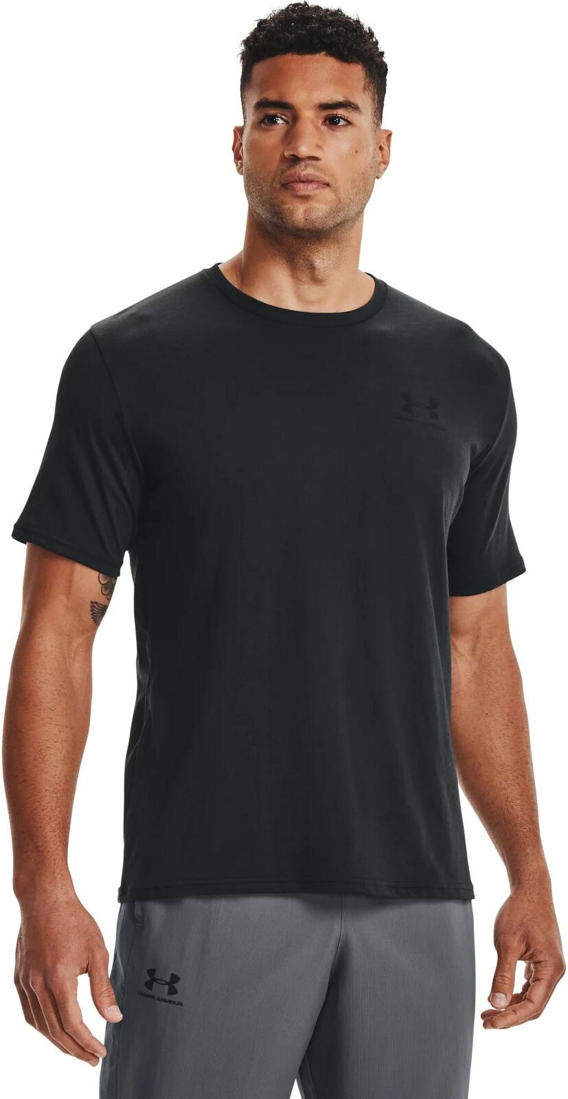 

Футболка мужская Under Armour Sportstyle Left Chest Logo Ss черная 5XL, Черный, Sportstyle Left Chest Logo Ss