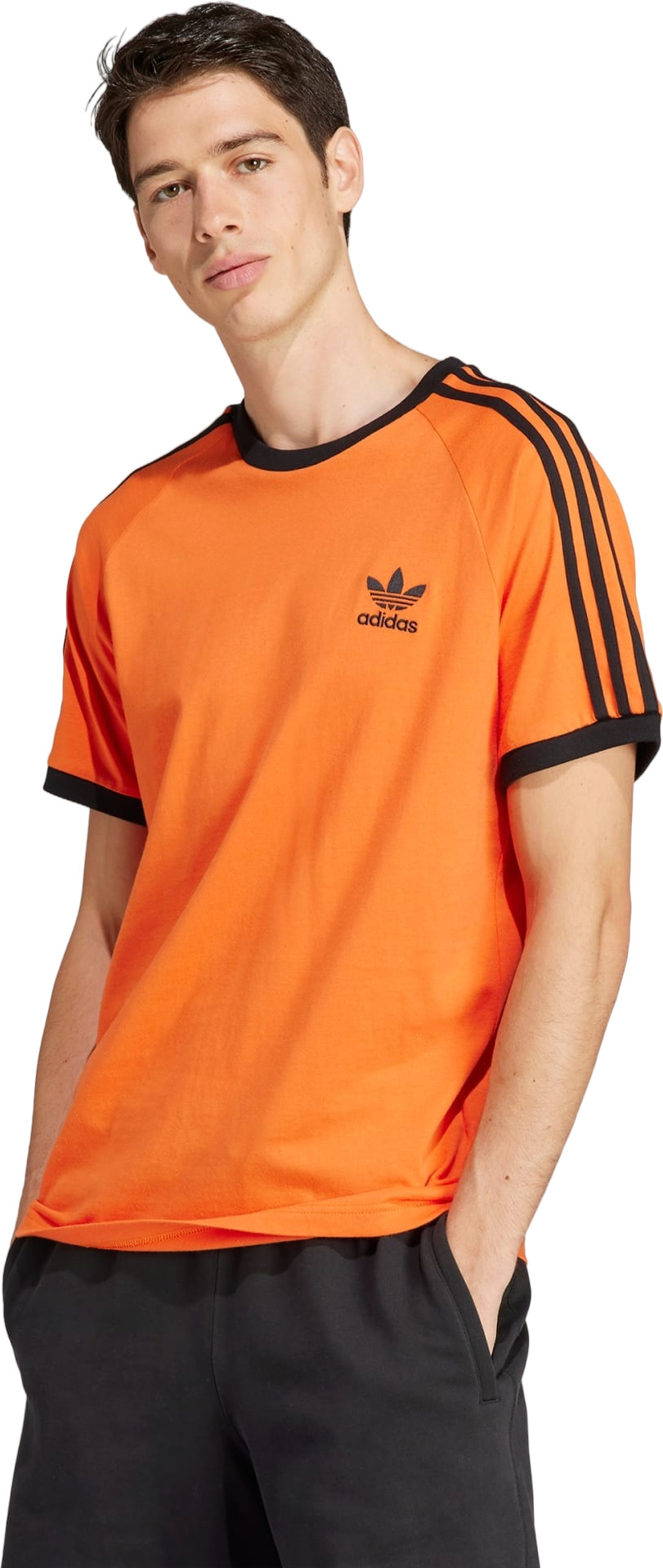 Футболка унисекс Adidas T-shirt Adidas 3-STRIPES TEE оранжевая XS 2759₽