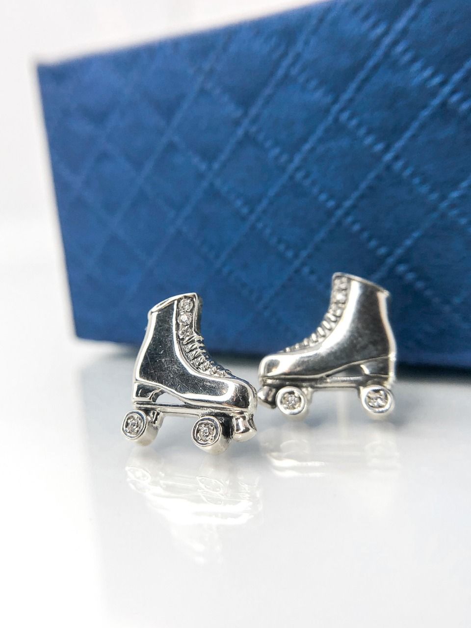 

Серьги из серебра Mood&Spur MS Jewellery Ролики, фианит, Ролики