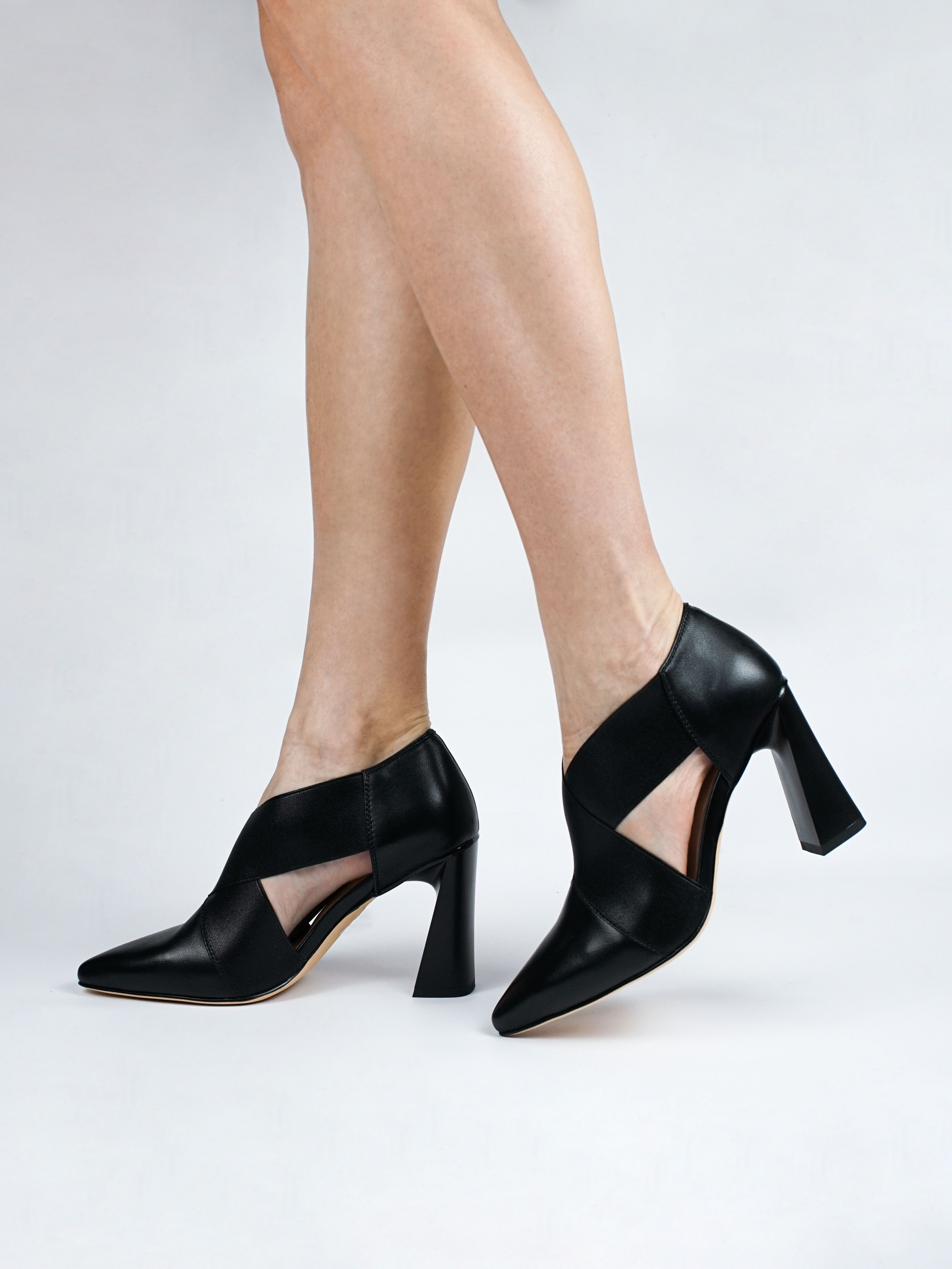

Туфли женские 365 Shoes A690-N452-1 черные 40 RU, Черный, A690-N452-1