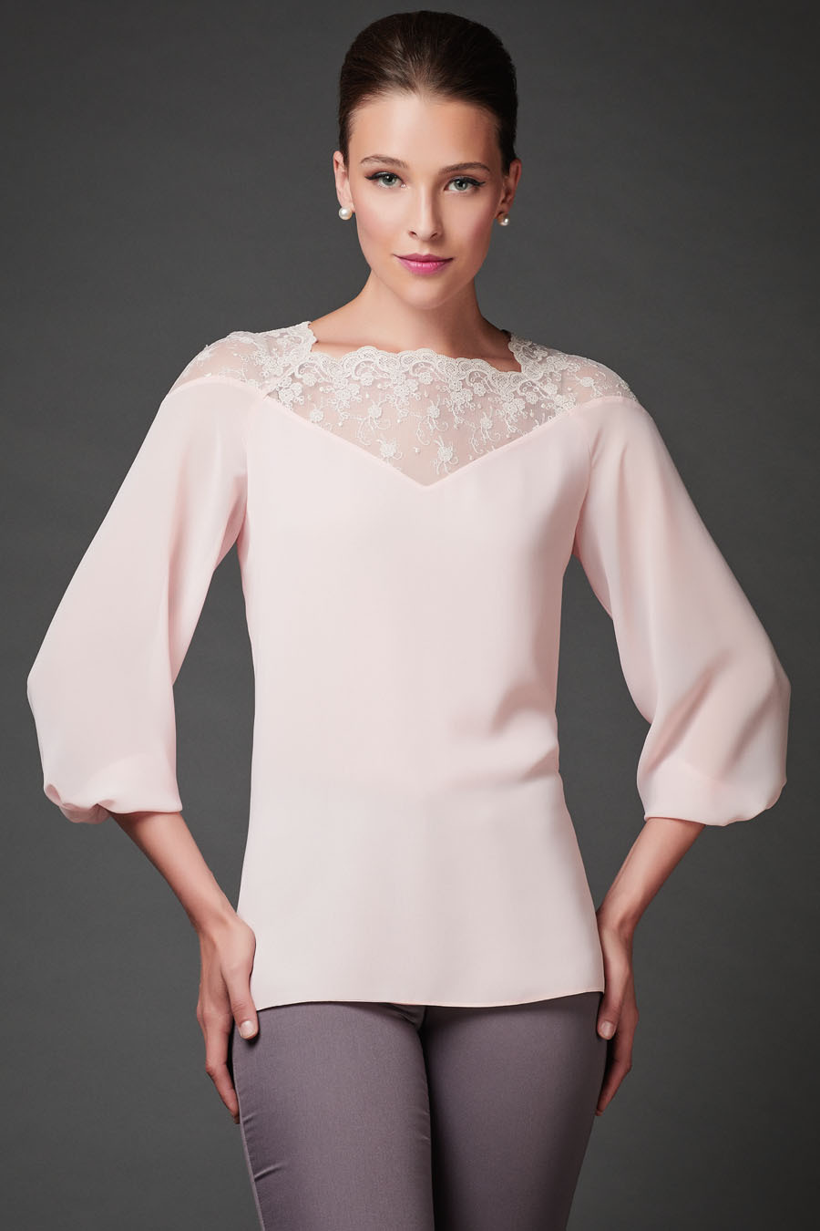 Блуза женская Арт-Деко R-1323 розовая 42 RU