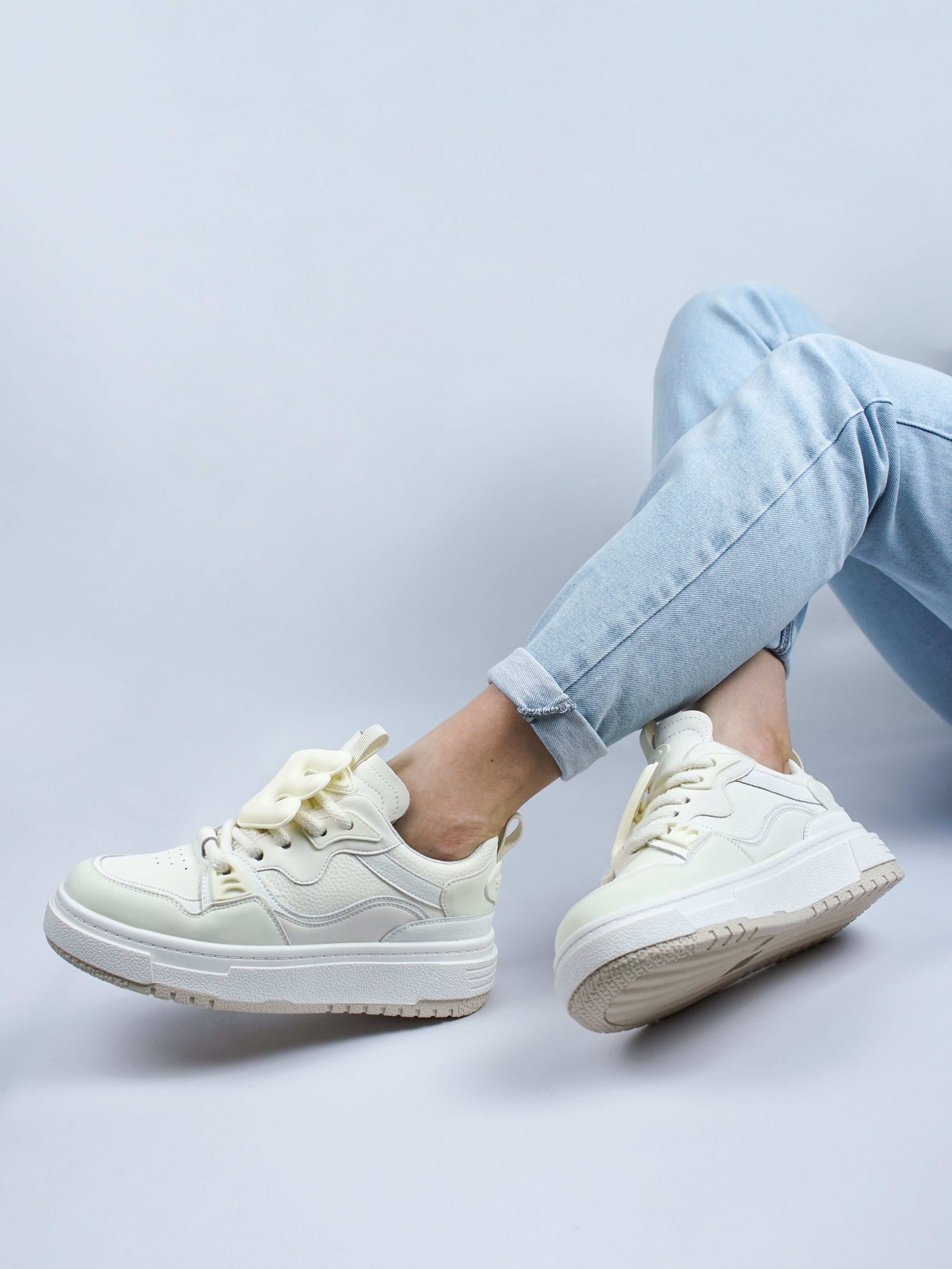

Кеды женские 365 Shoes 2257-12-4 белые 39 RU, Белый, 2257-12-4