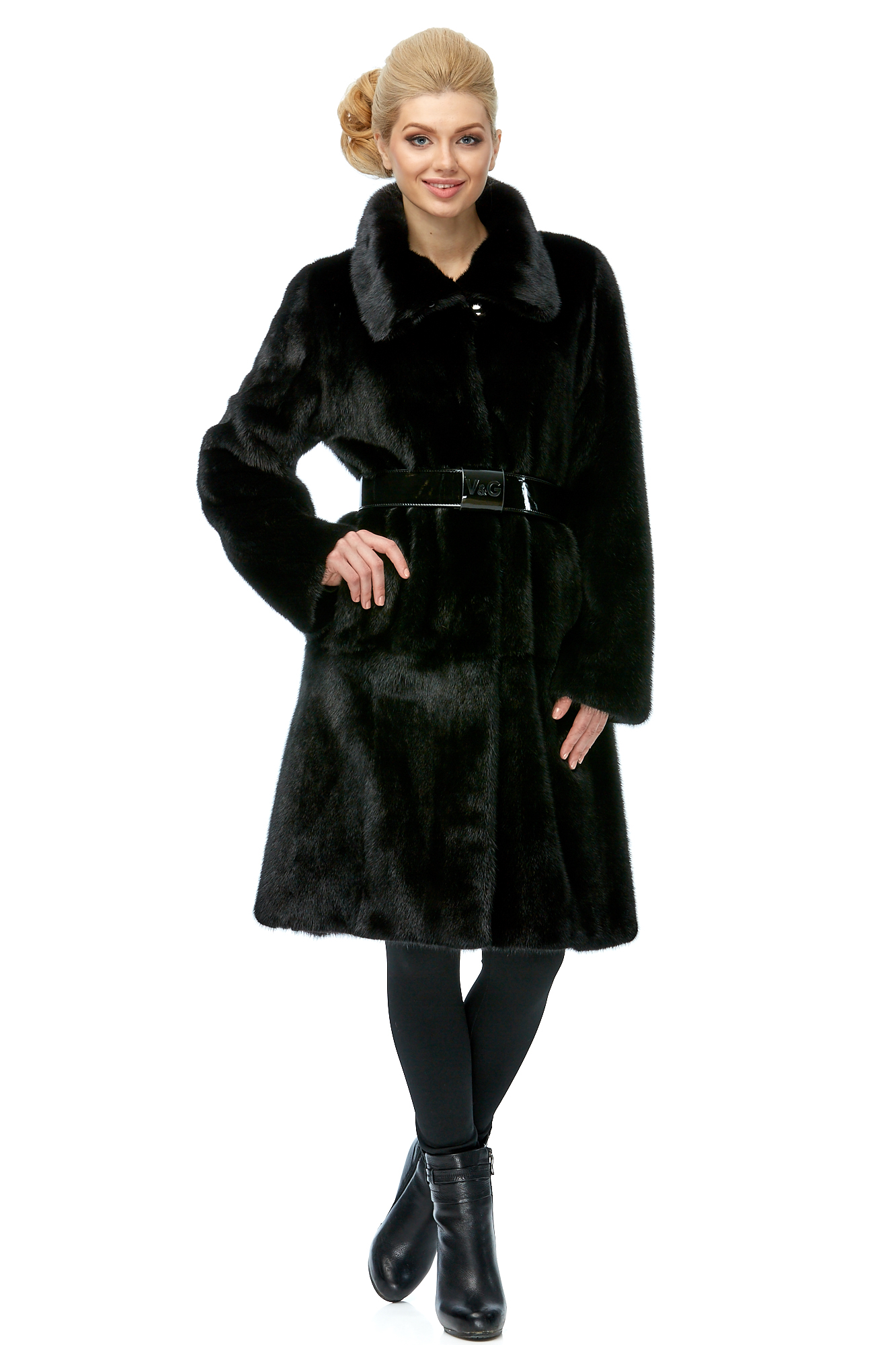 

Шуба женская МОСМЕХА 8008533 черная 44 RU, Черный, 8008533