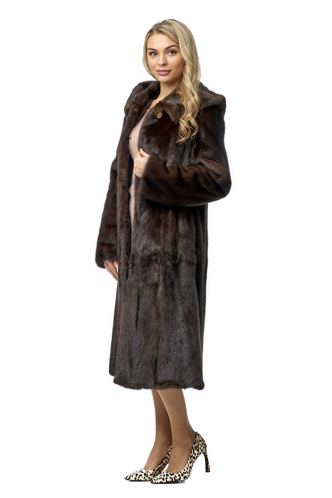 

Шуба женская МОСМЕХА 8009303 коричневая 42 RU, 8009303