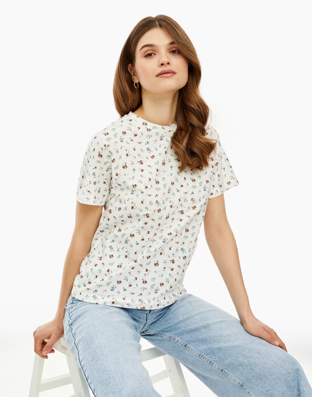 

Футболка женская Gloria Jeans GKT019499 белая L, Белый, GKT019499