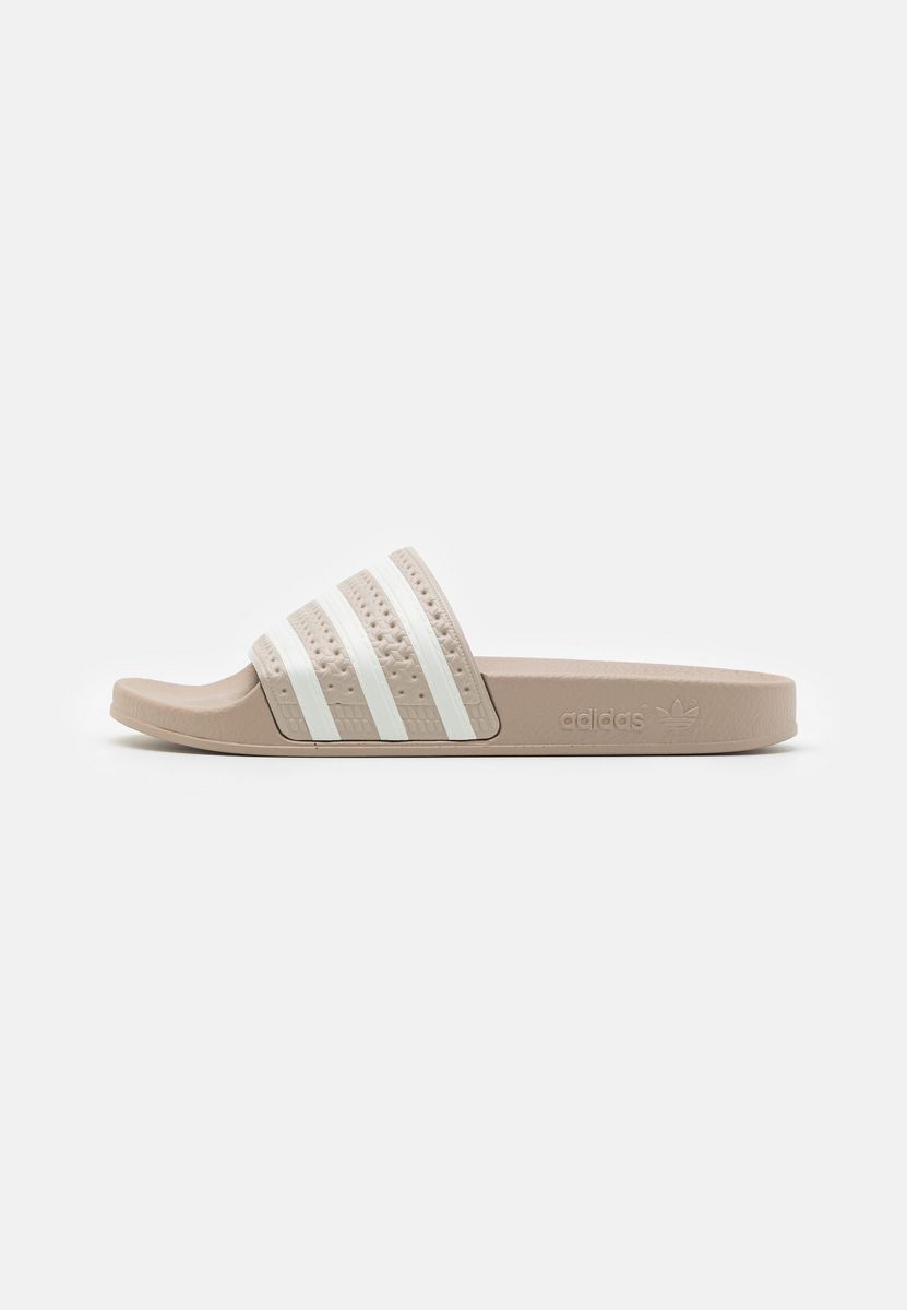 

Сланцы унисекс Adidas AD115G02I бежевые 44.5 EU, Бежевый, AD115G02I