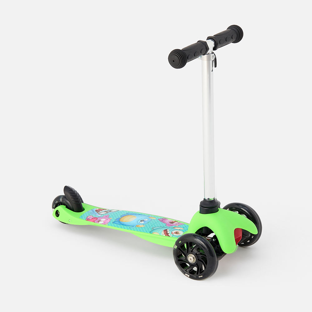 Самокат трехколесный Potis со светящимися колёсами, зелёный