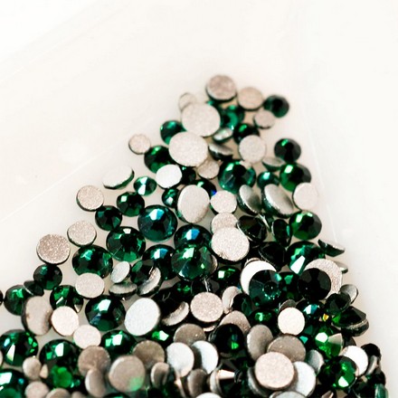 

Стразы PUF стекло Emerald SS4-10 в пакете 400 шт, Зеленый