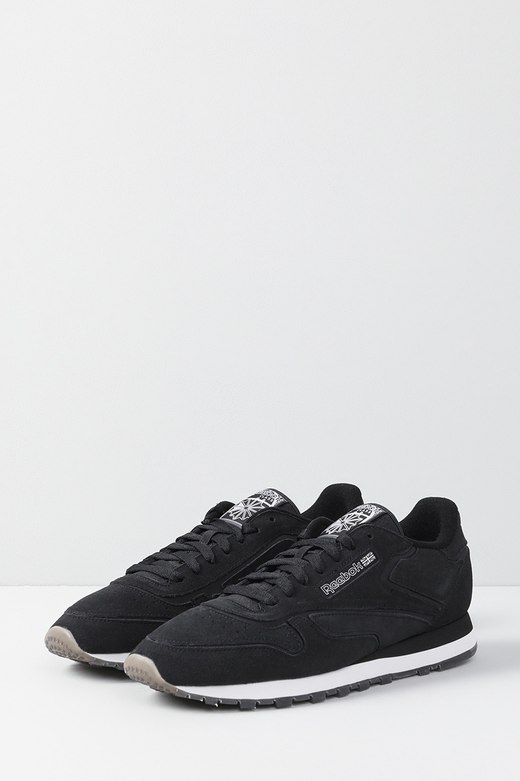 

Кроссовки мужские Reebok HQ7141 черные 8.5 US, Черный, HQ7141