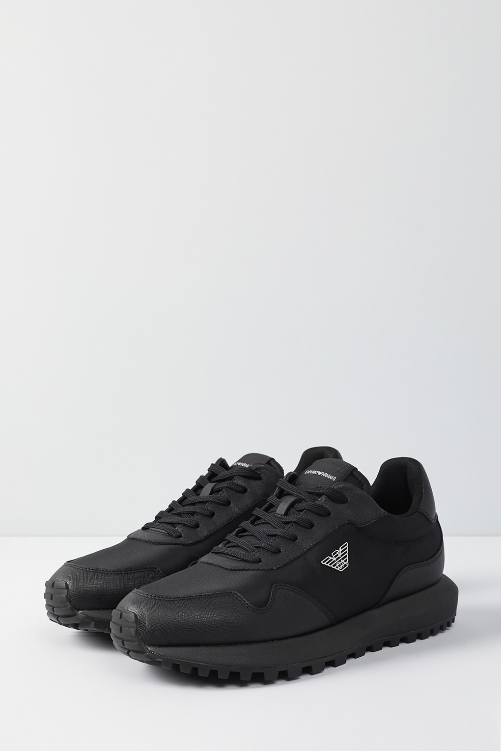 

Кроссовки мужские Emporio Armani X4X630 XN877 черные 8 US, Черный, X4X630 XN877