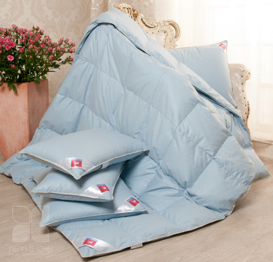 Легкие сны Одеяло Камелия Легкое Цвет: Голубой (140х205 см)