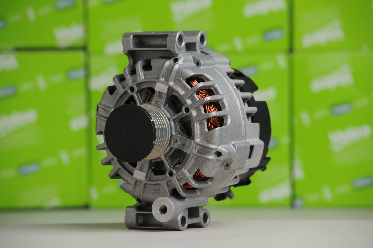 

Генератор Valeo 439476