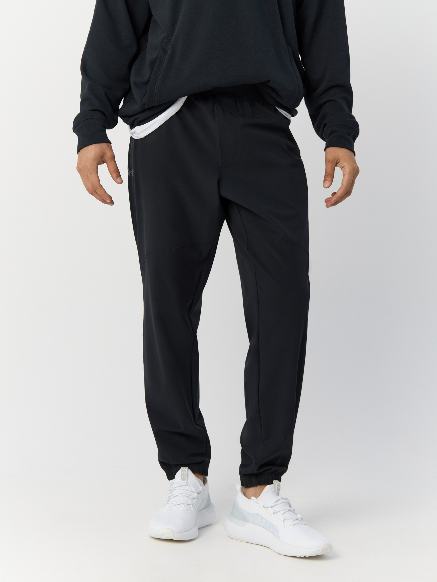 

Спортивные брюки мужские Under Armour 1382119 черные L, Черный, 1382119