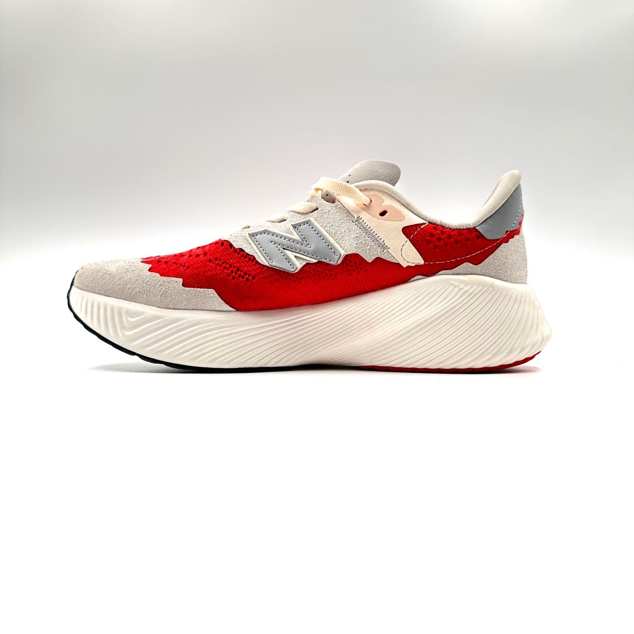 

Спортивные кроссовки мужские New Balance TOKYO DESIGN STUDIO красные 41 EU, Красный, TOKYO DESIGN STUDIO X STONE ISLAND RC