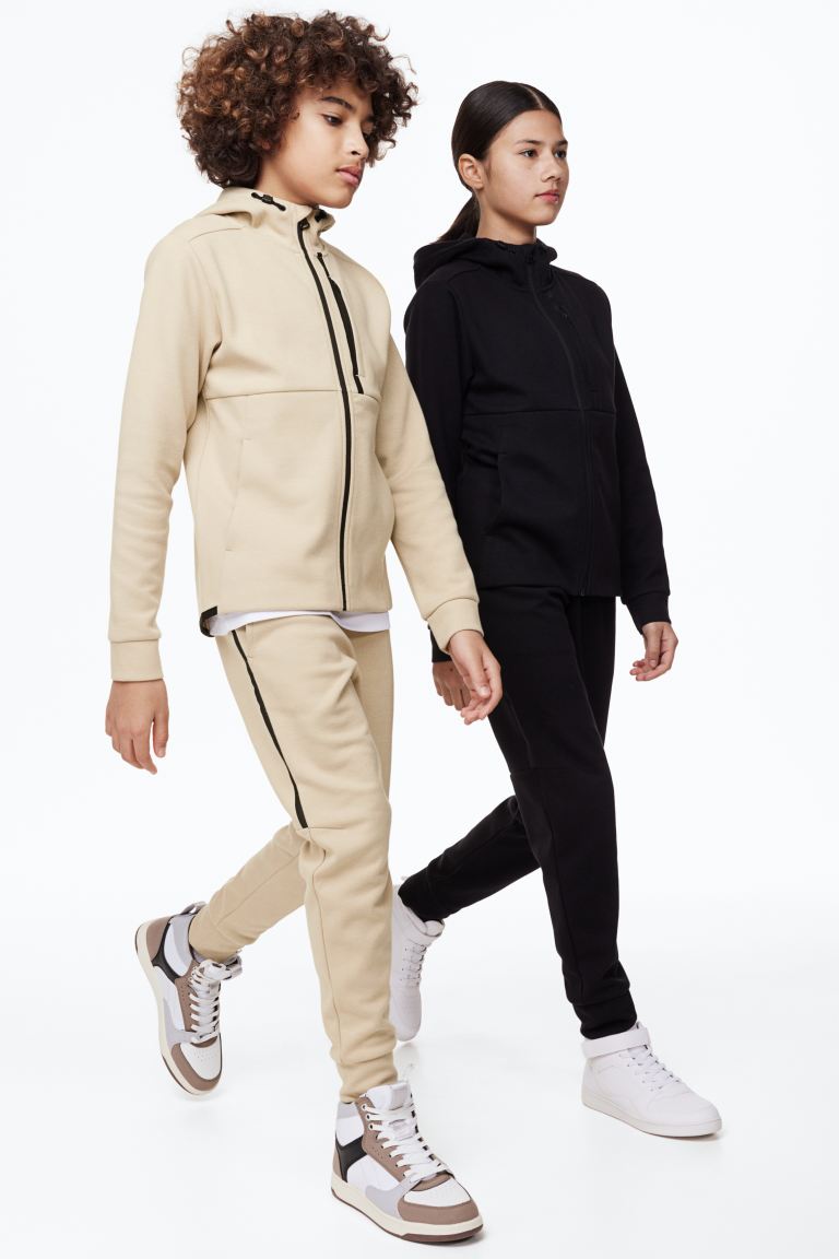 

Толстовка детская H&M 1035352, цвет бежевый, размер 98 (доставка из-за рубежа), 1035352