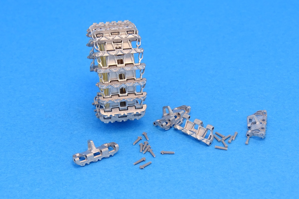 

MTL-35010 Tracks for Pz.Kpfw.IV , StuG III 1943 - 45 amp
