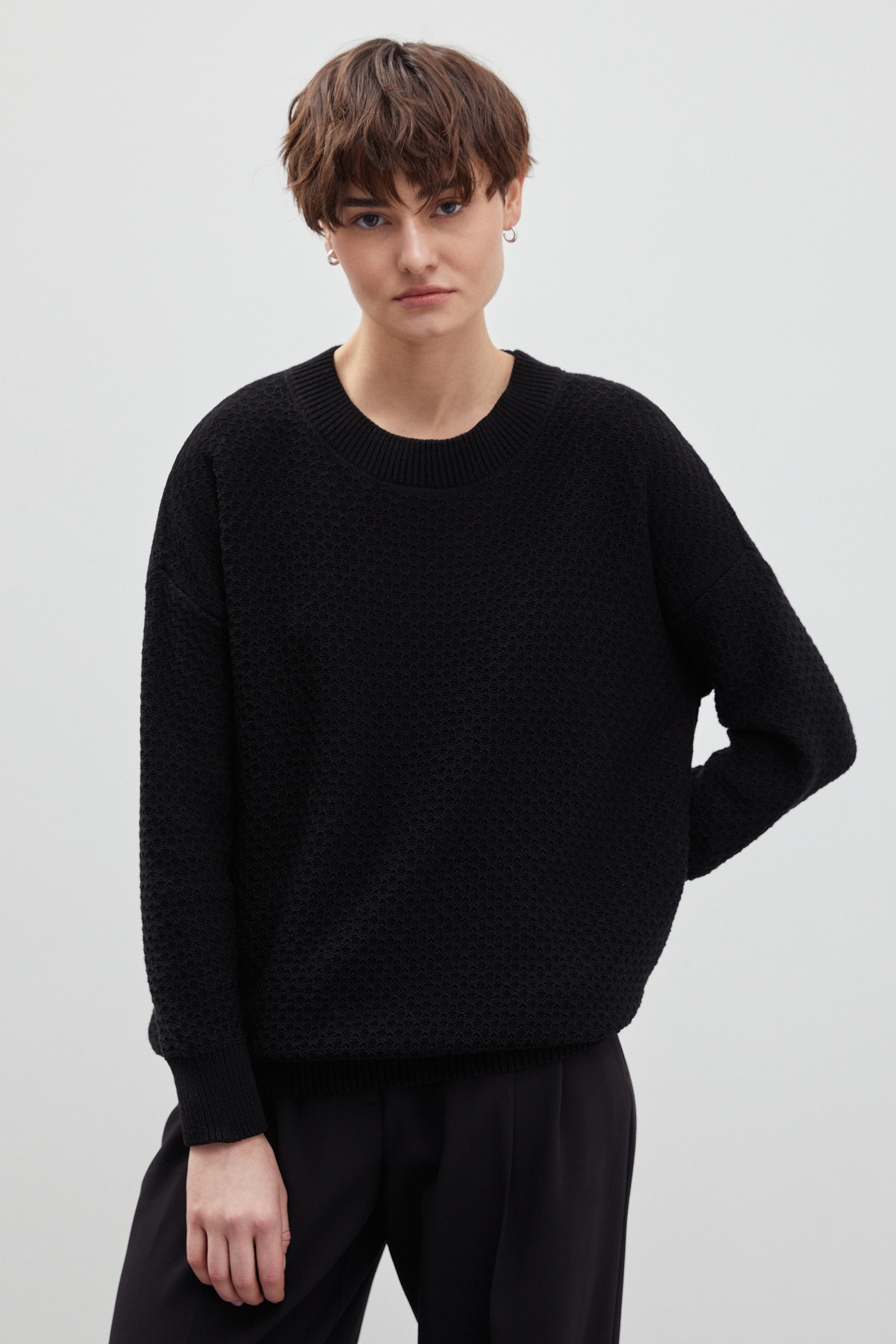 

Джемпер женский Finn Flare FBD11118 черный M, FBD11118