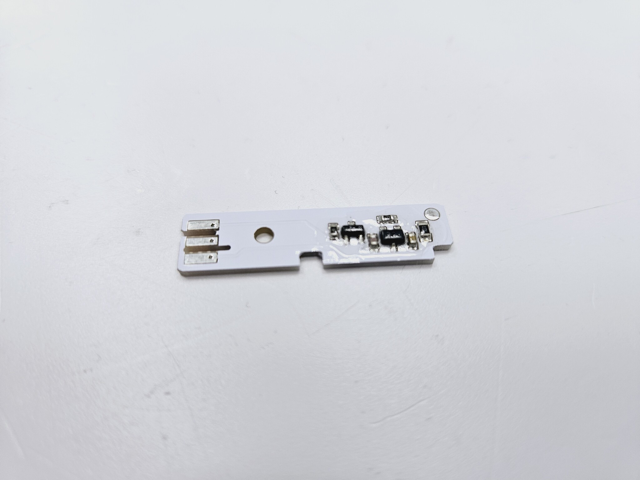 

Плата для датчика расхода ГВС ELECTROLUX Quantum (арт. BI1441104-1)