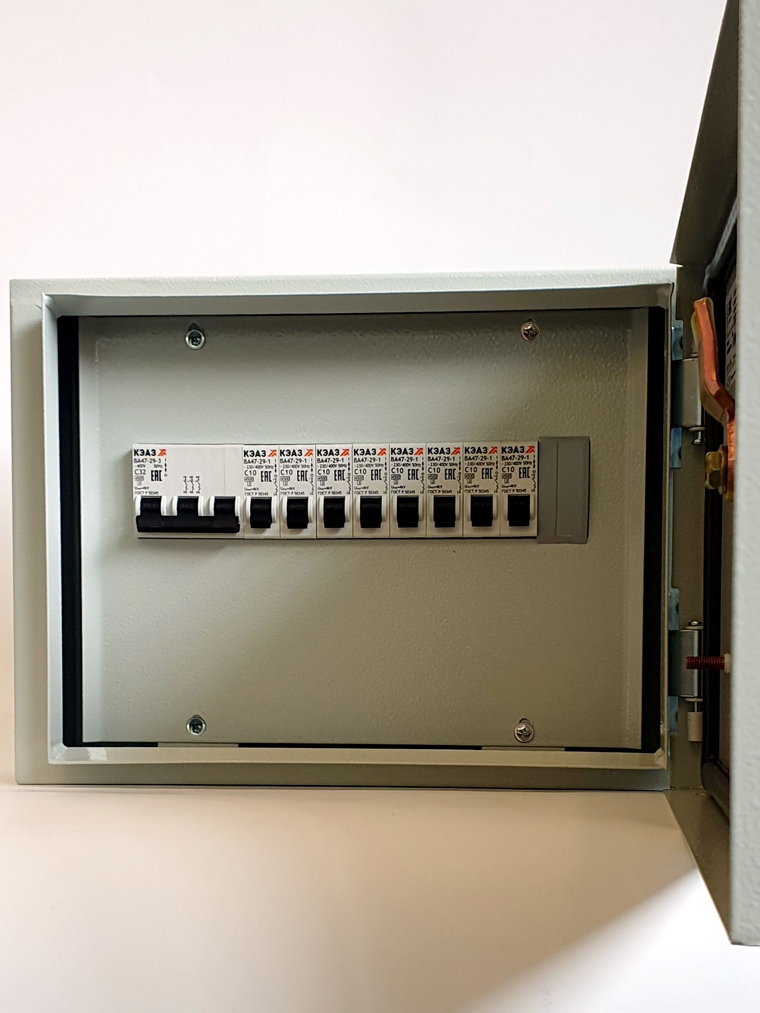 Электрический щиток КЭАЗ в сборе НКУ 32А-ЩРН-12-IP54 (м22)