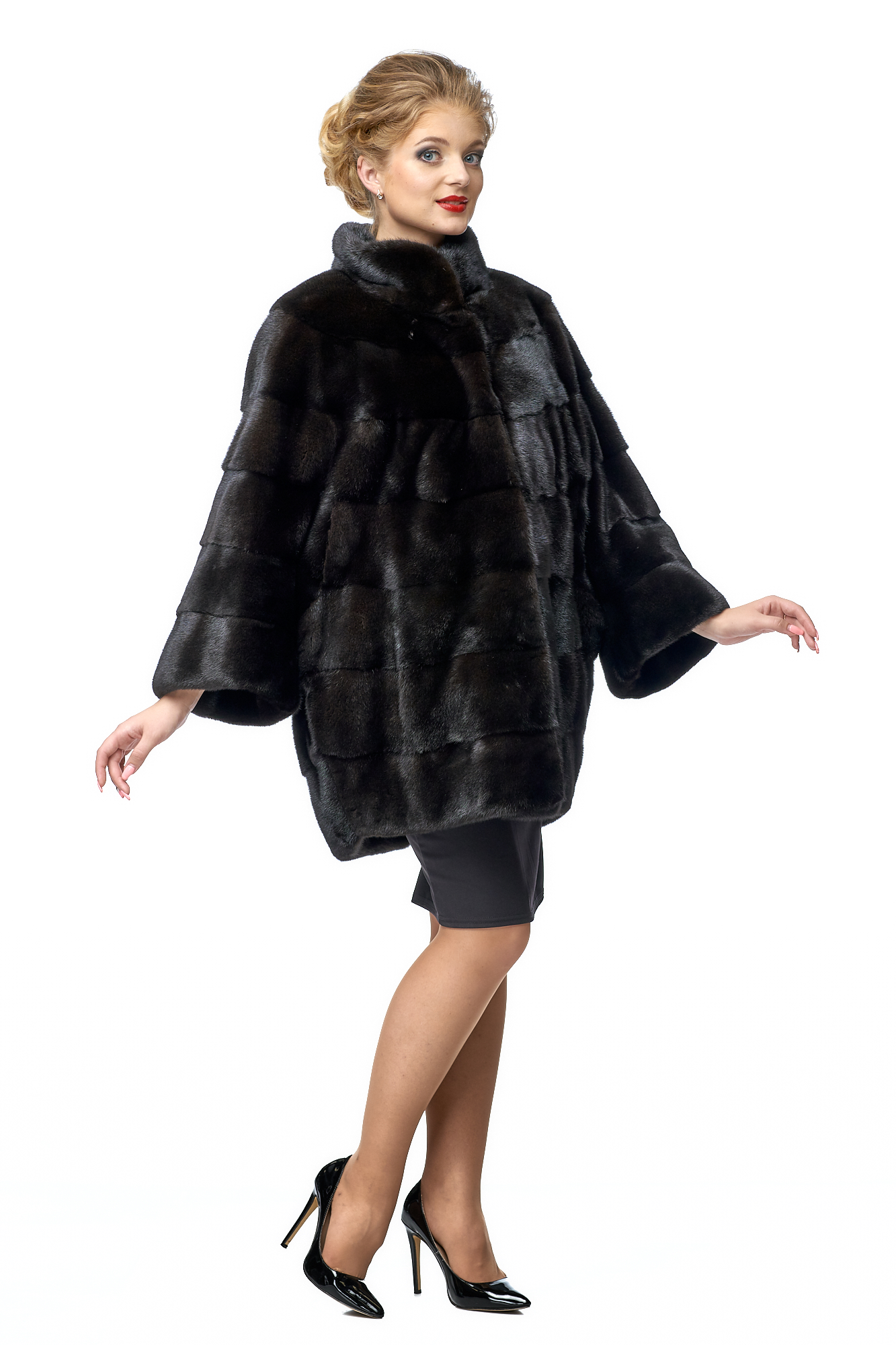 

Шуба женская МОСМЕХА 8009810 черная 42 RU, 8009810