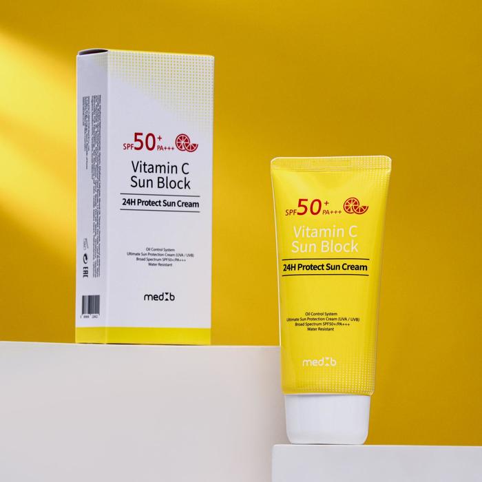 Солнцезащитный крем Med B Vitamin C Sun Block SPF50, с витамином С, 70 мл